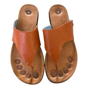 Juil Brio Copper Infused Grounding Cognac Sandals NWT Flip Flops Earthing